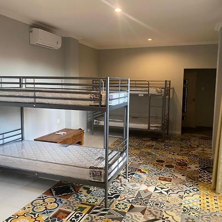 Bed and Breakfast Br Bed N Bfast Улувату Екстер'єр фото